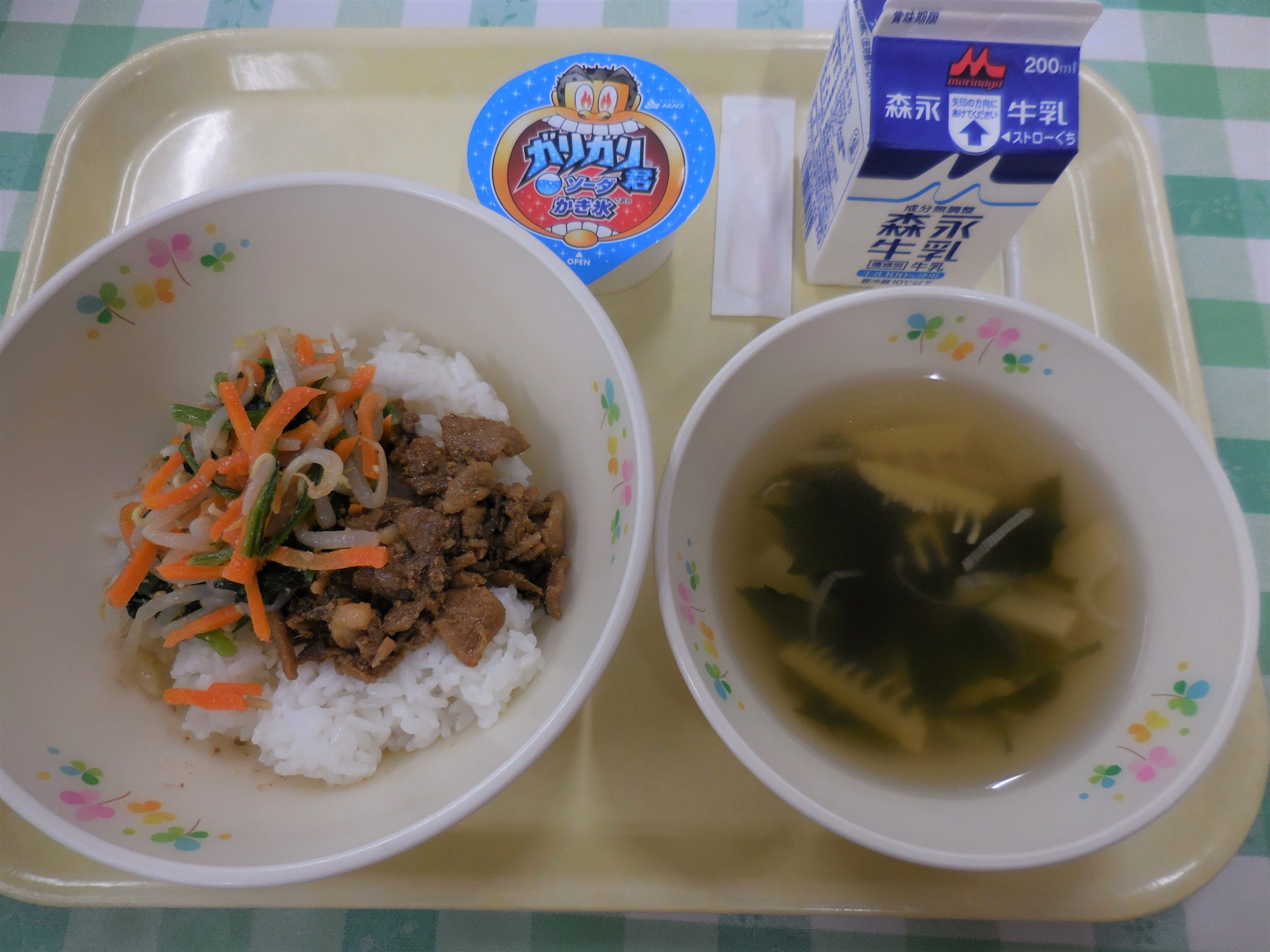 今日の給食 のサムネイル画像