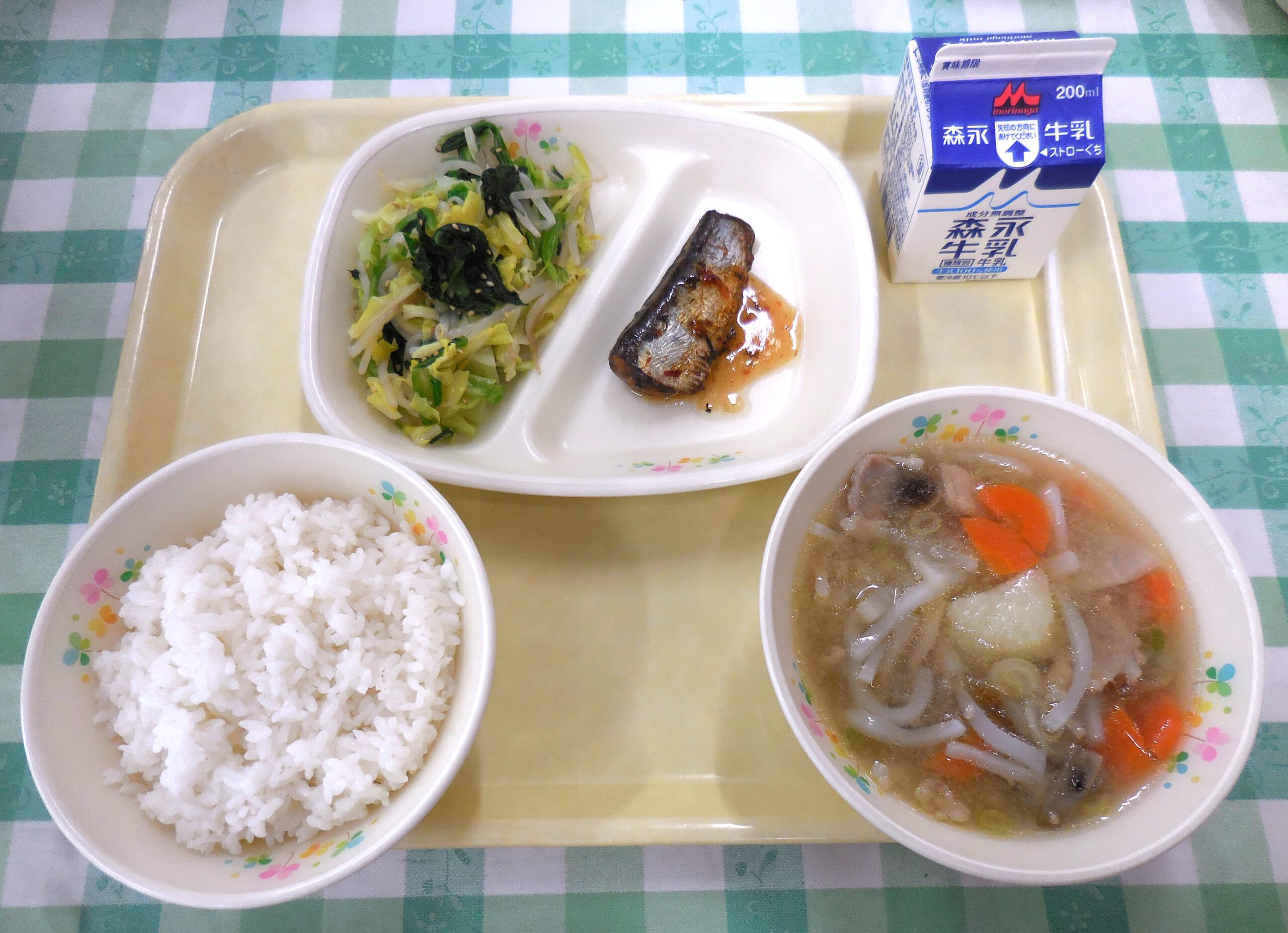 ５月１日の給食写真です。 のサムネイル画像