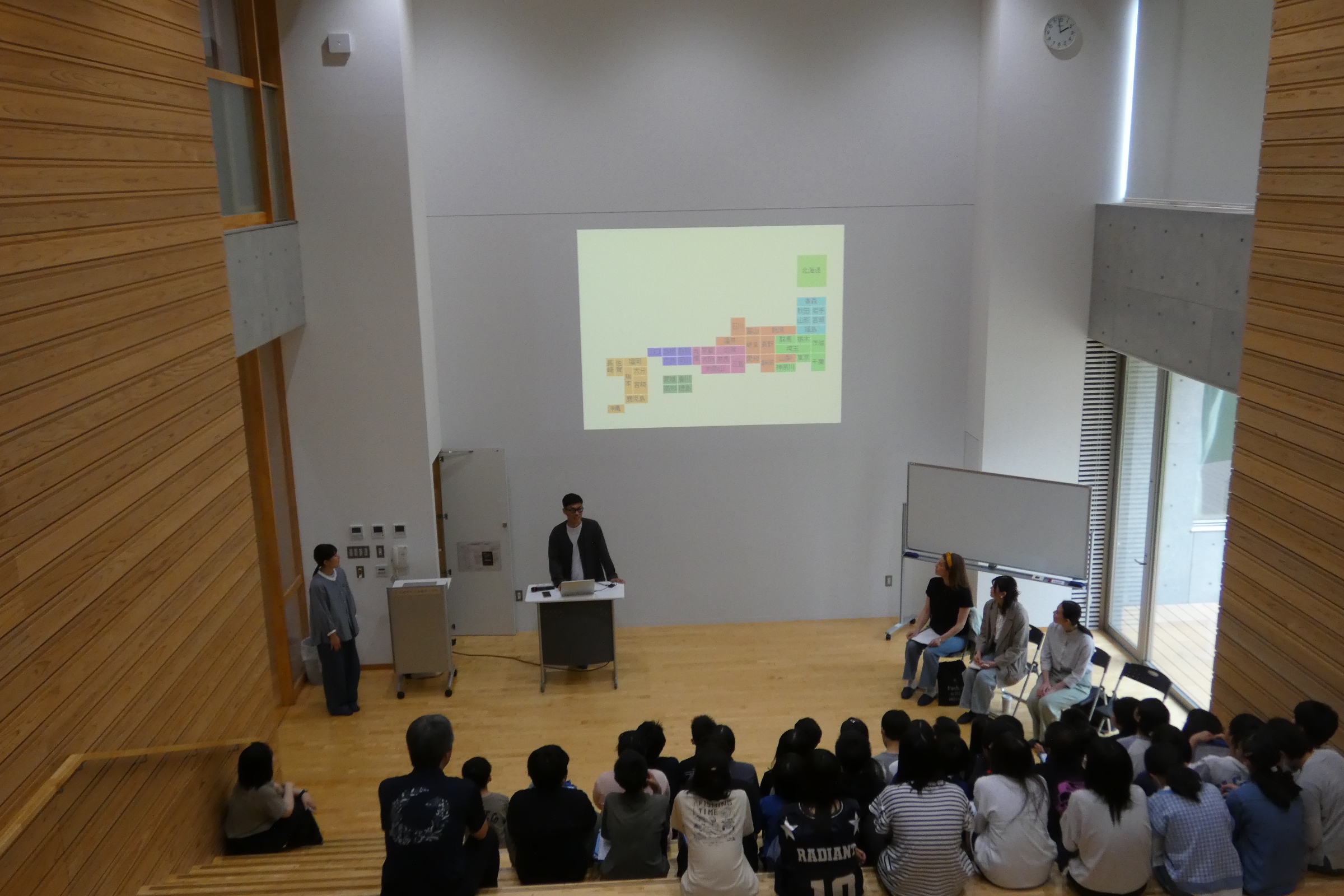 6月12日(木)　6年生ＡＩＵ連携授業が行われました のサムネイル画像