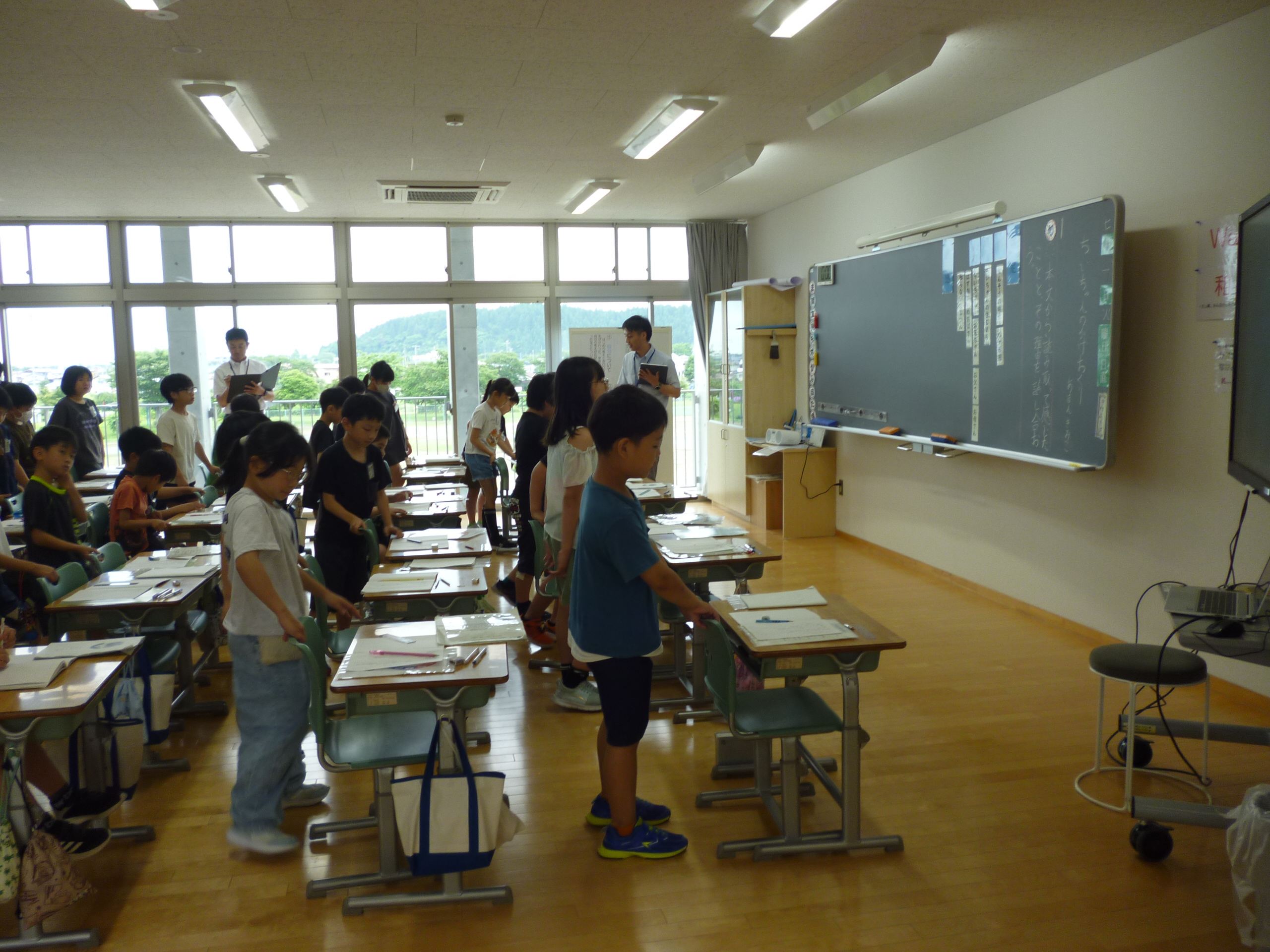 7月1日(火)　3年生授業研究会が行われました のサムネイル画像