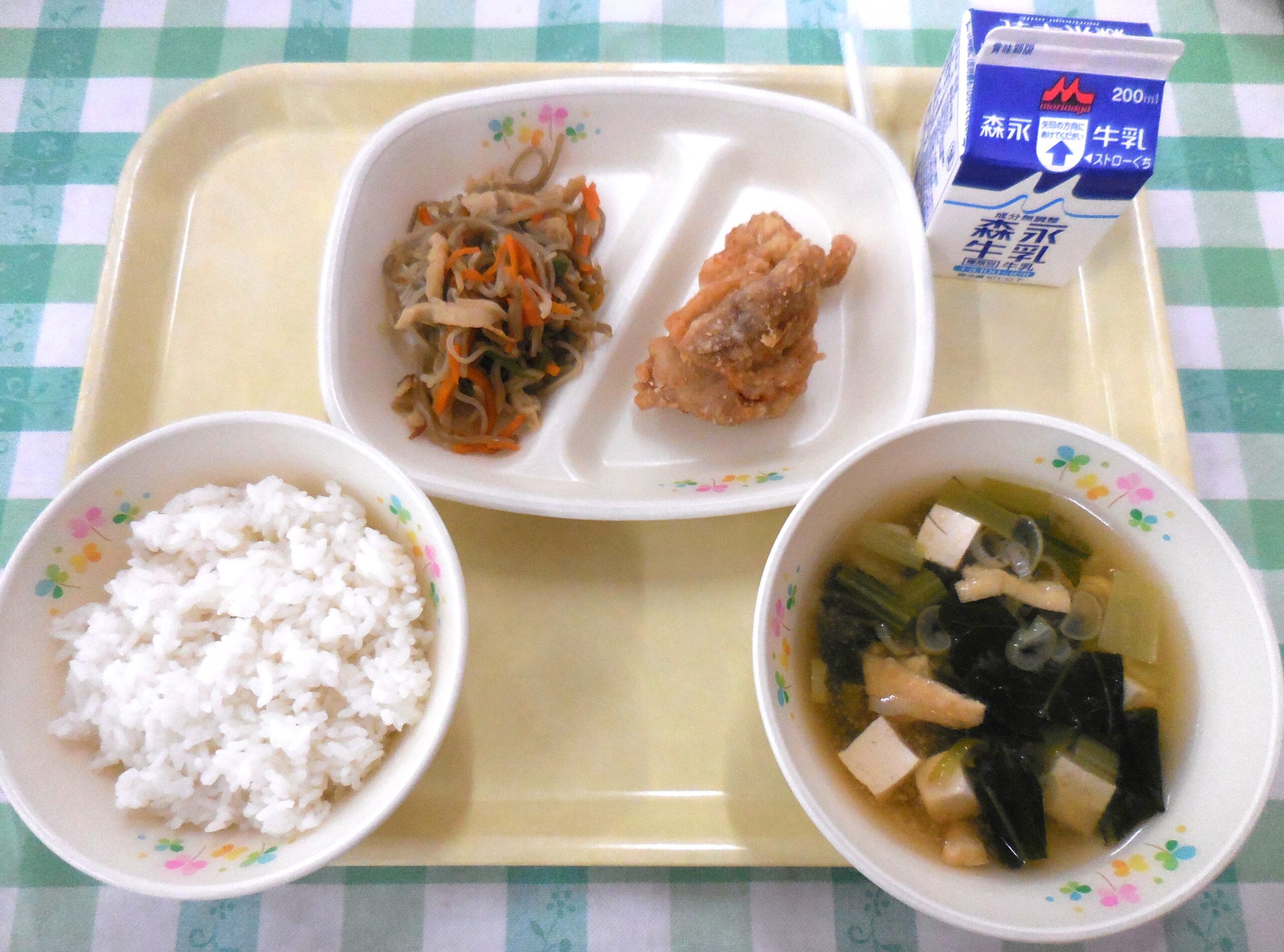 8月27日の給食写真です。 のサムネイル画像