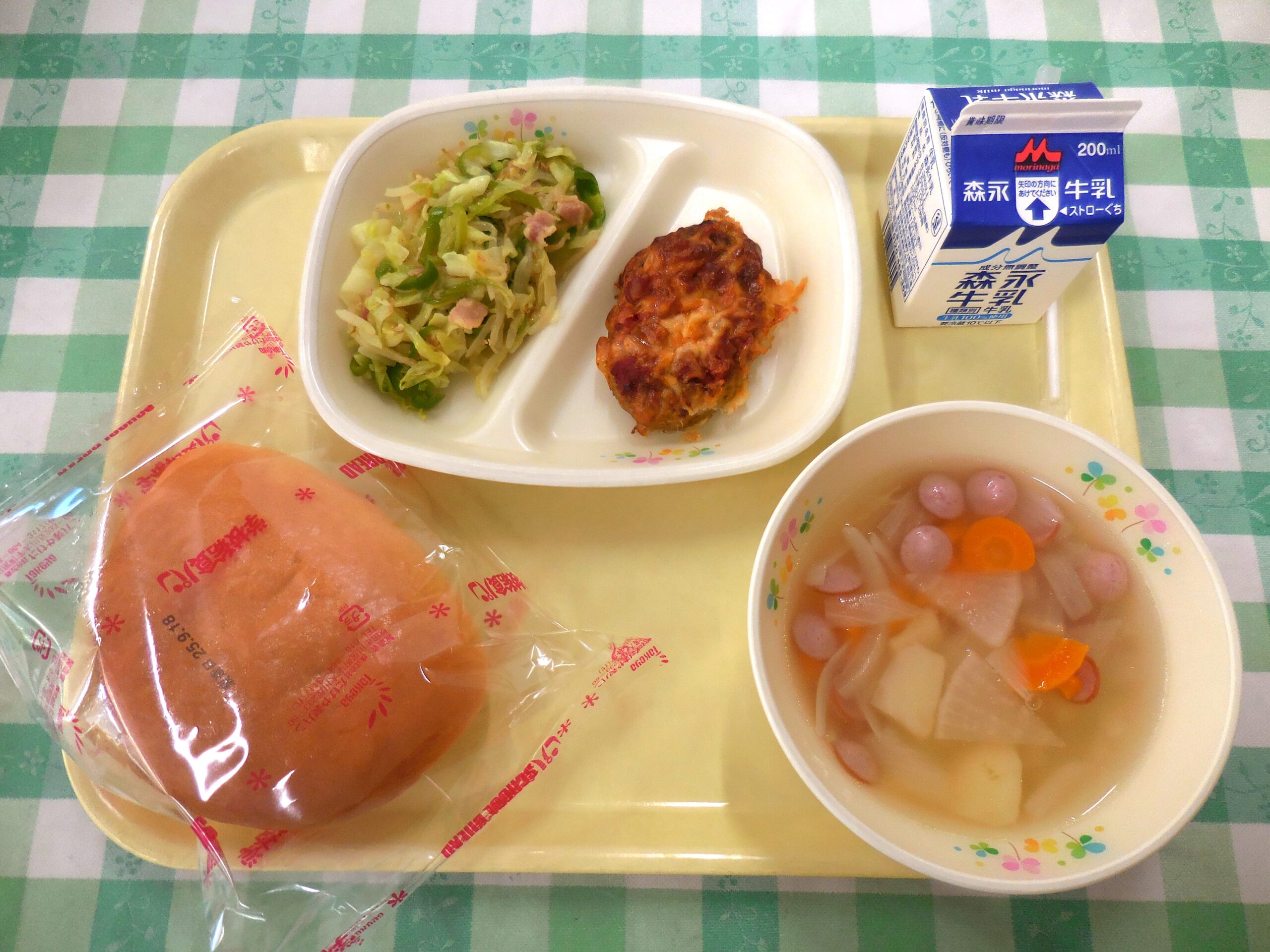 ９月１９日の給食写真です。 のサムネイル画像