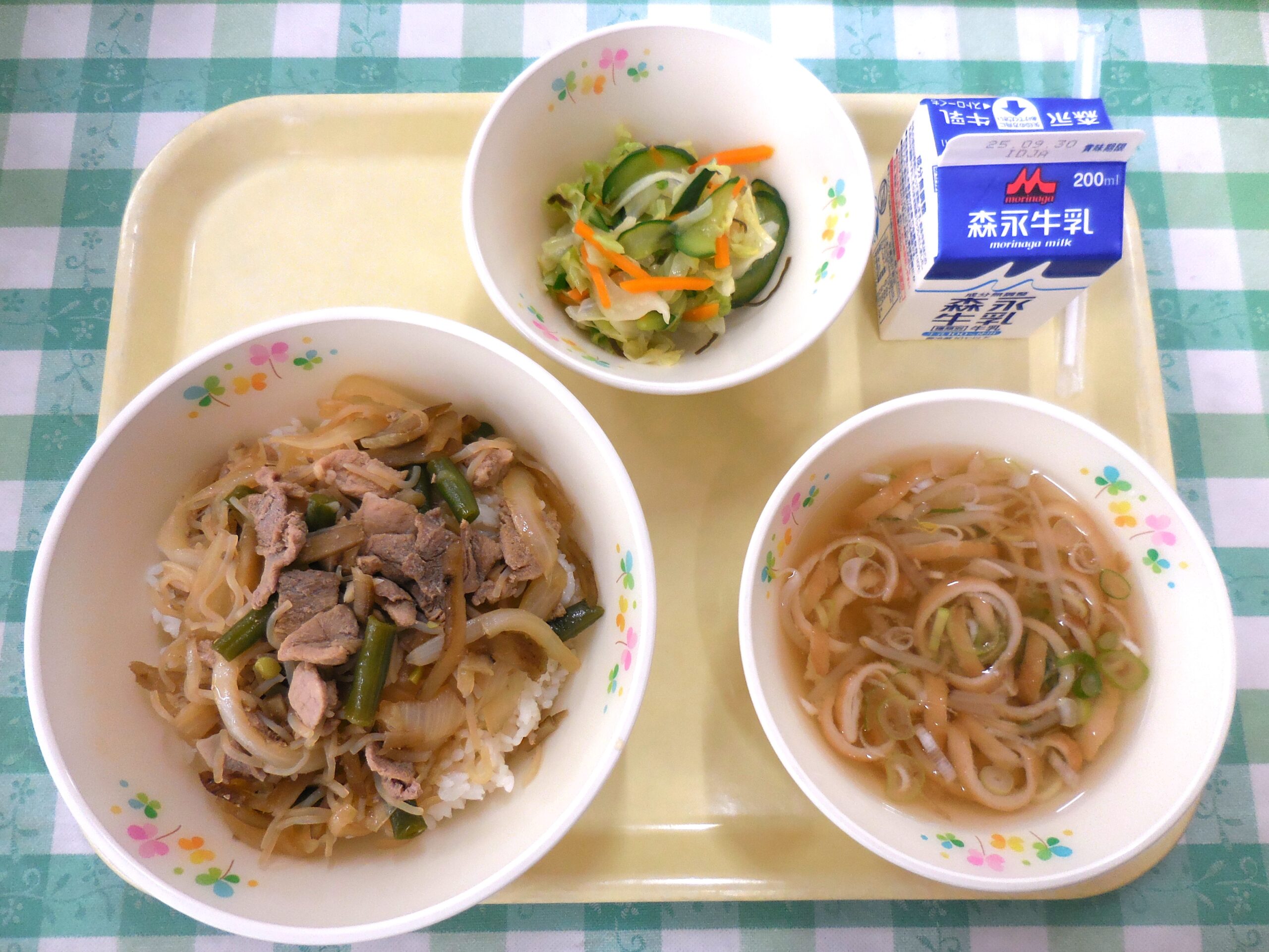 ９月２２日の給食写真です。 のサムネイル画像