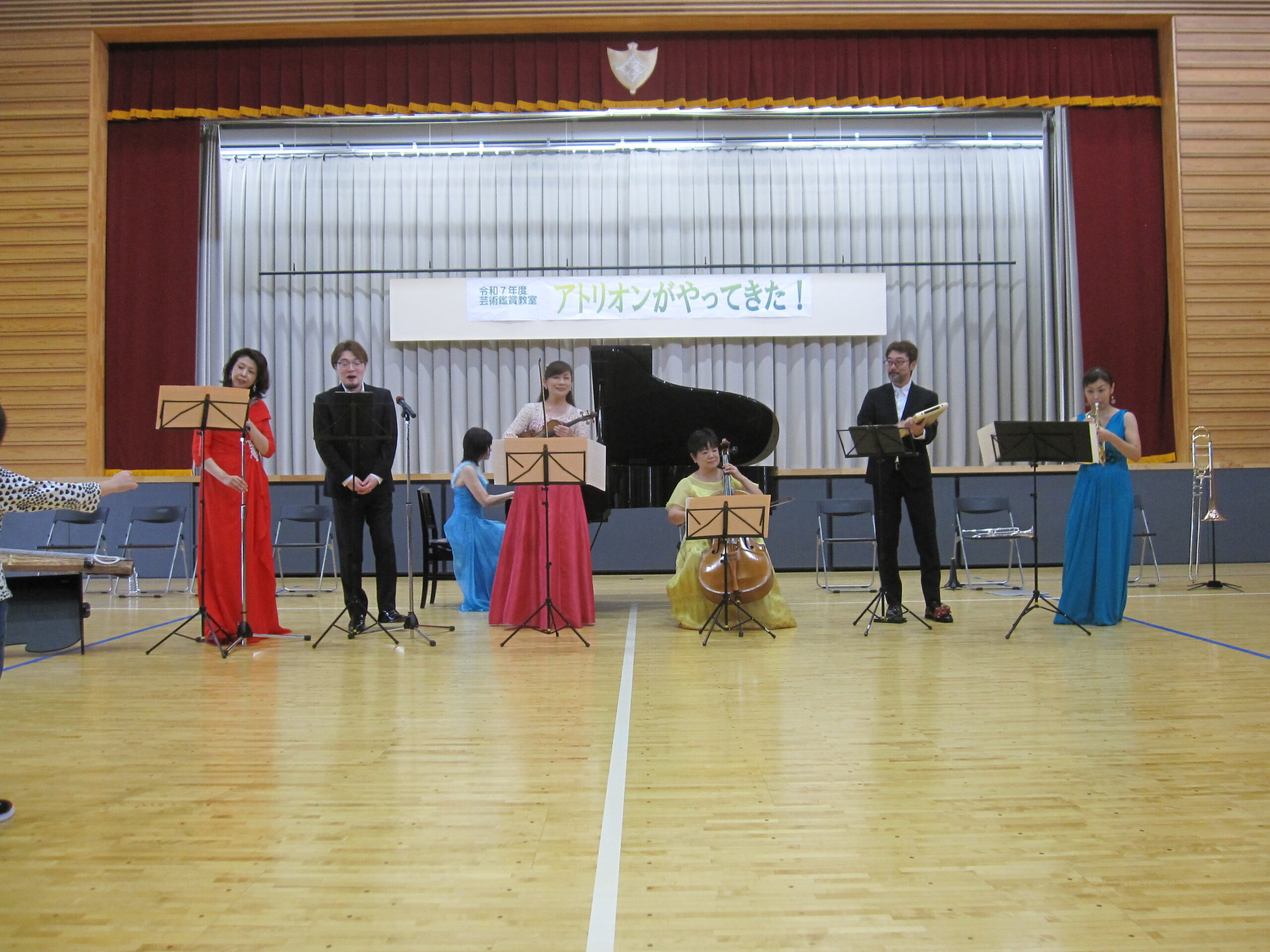 9月29日　芸術鑑賞教室が行われました のサムネイル画像