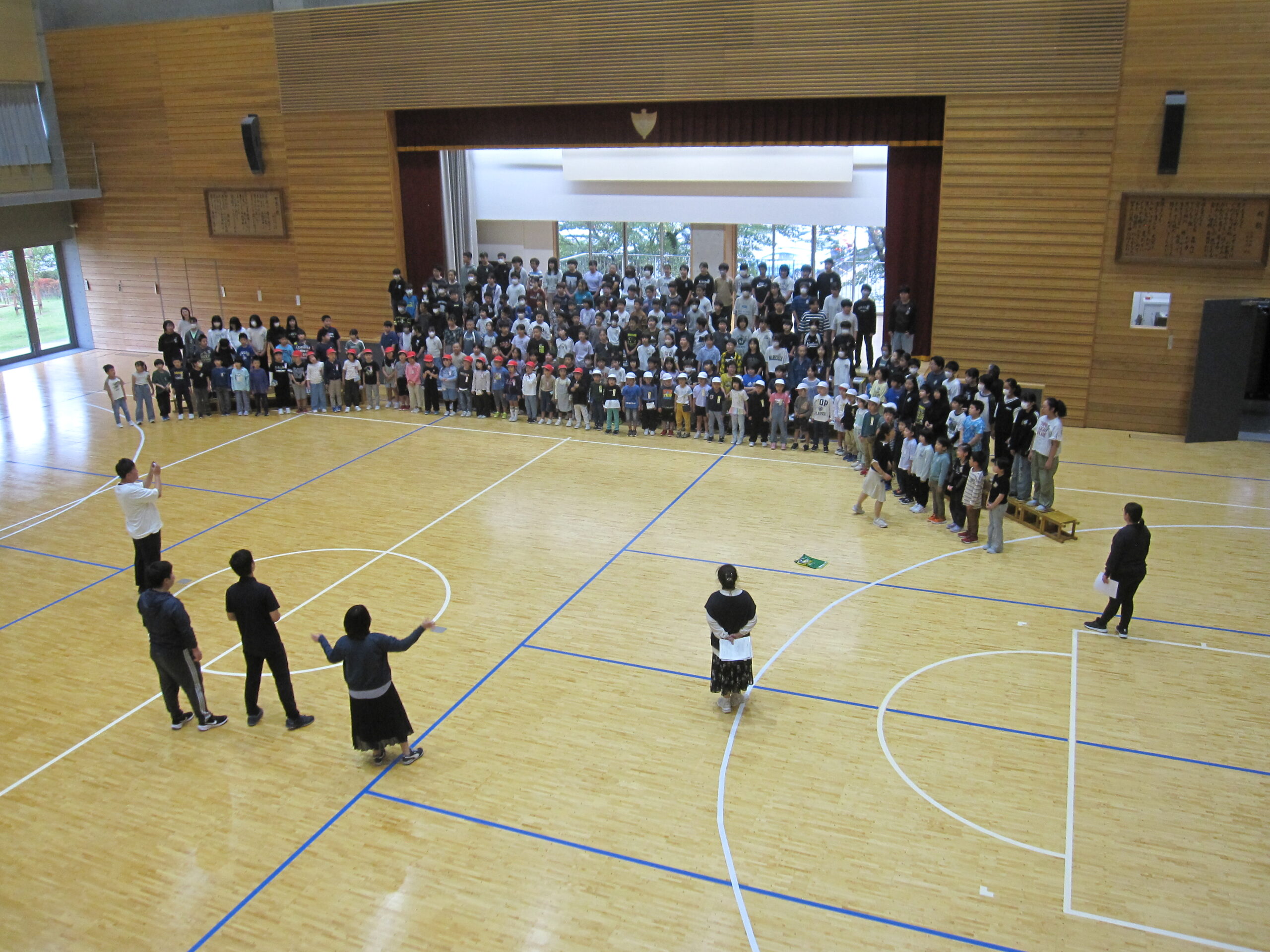 10月1日　全校合唱練習（2回目）が行われました のサムネイル画像