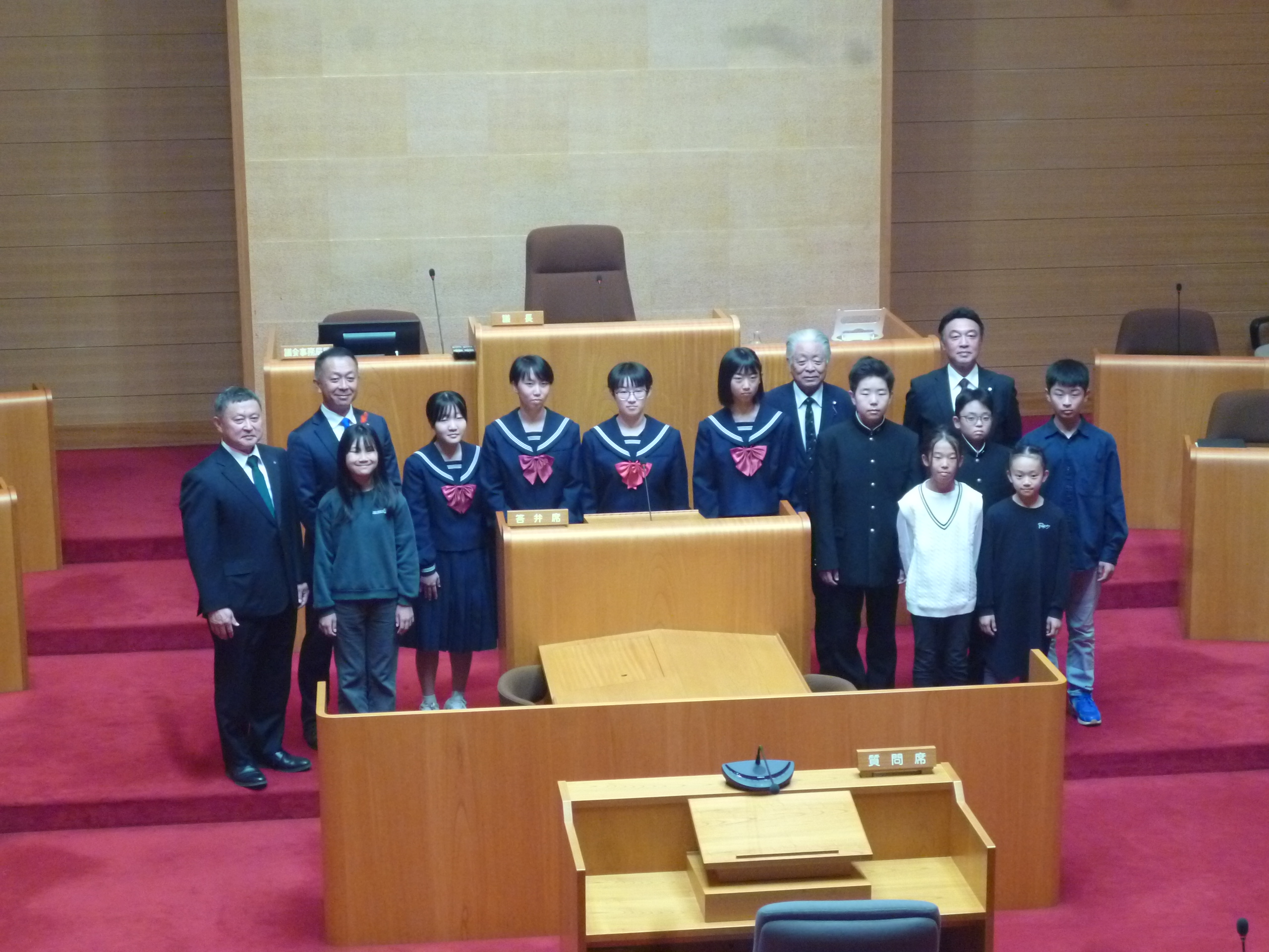 10月14日　ごじょうめ子ども議会が開催されました のサムネイル画像