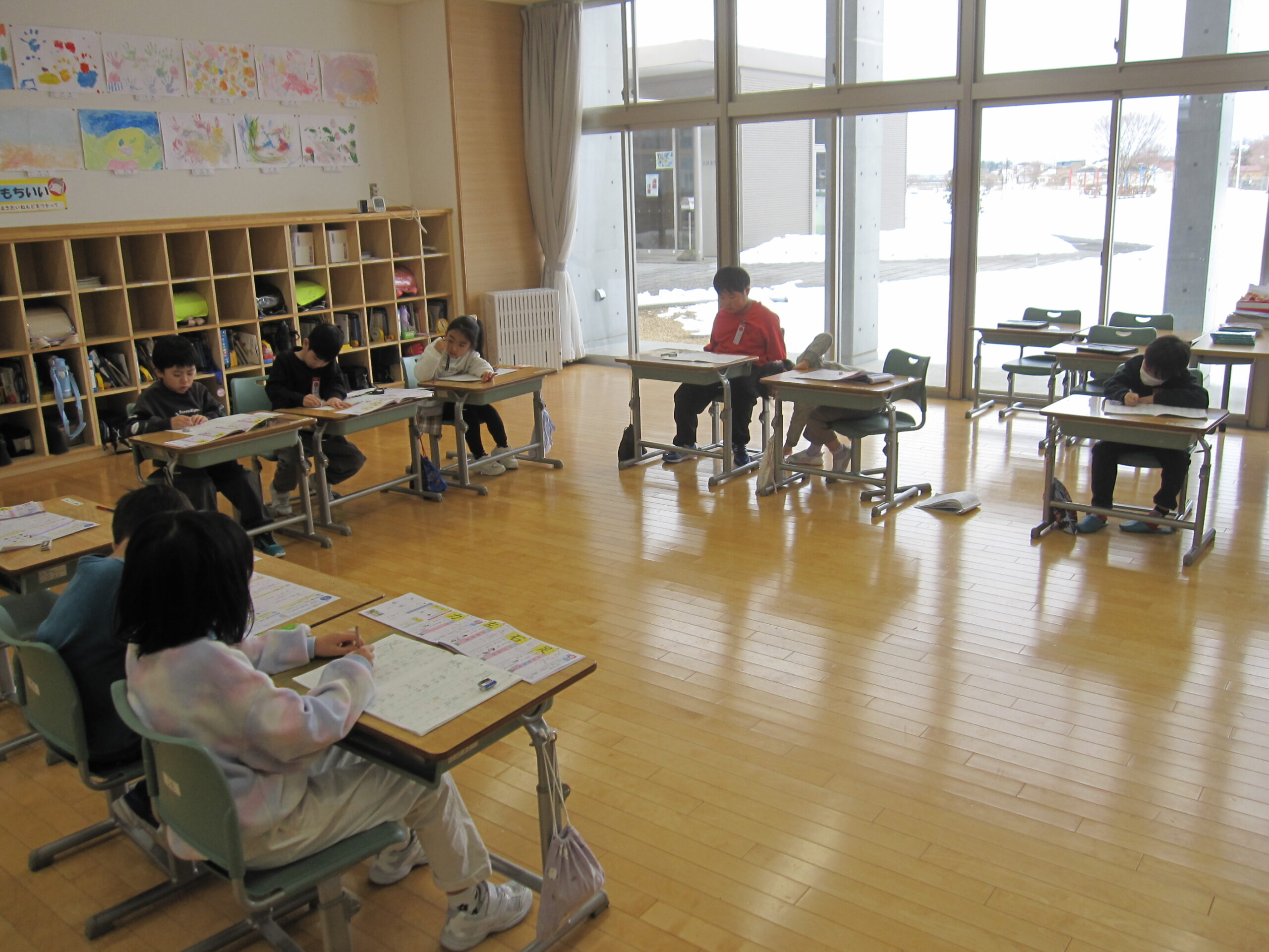 2月17日 1年生、学年閉鎖が明けました のサムネイル画像