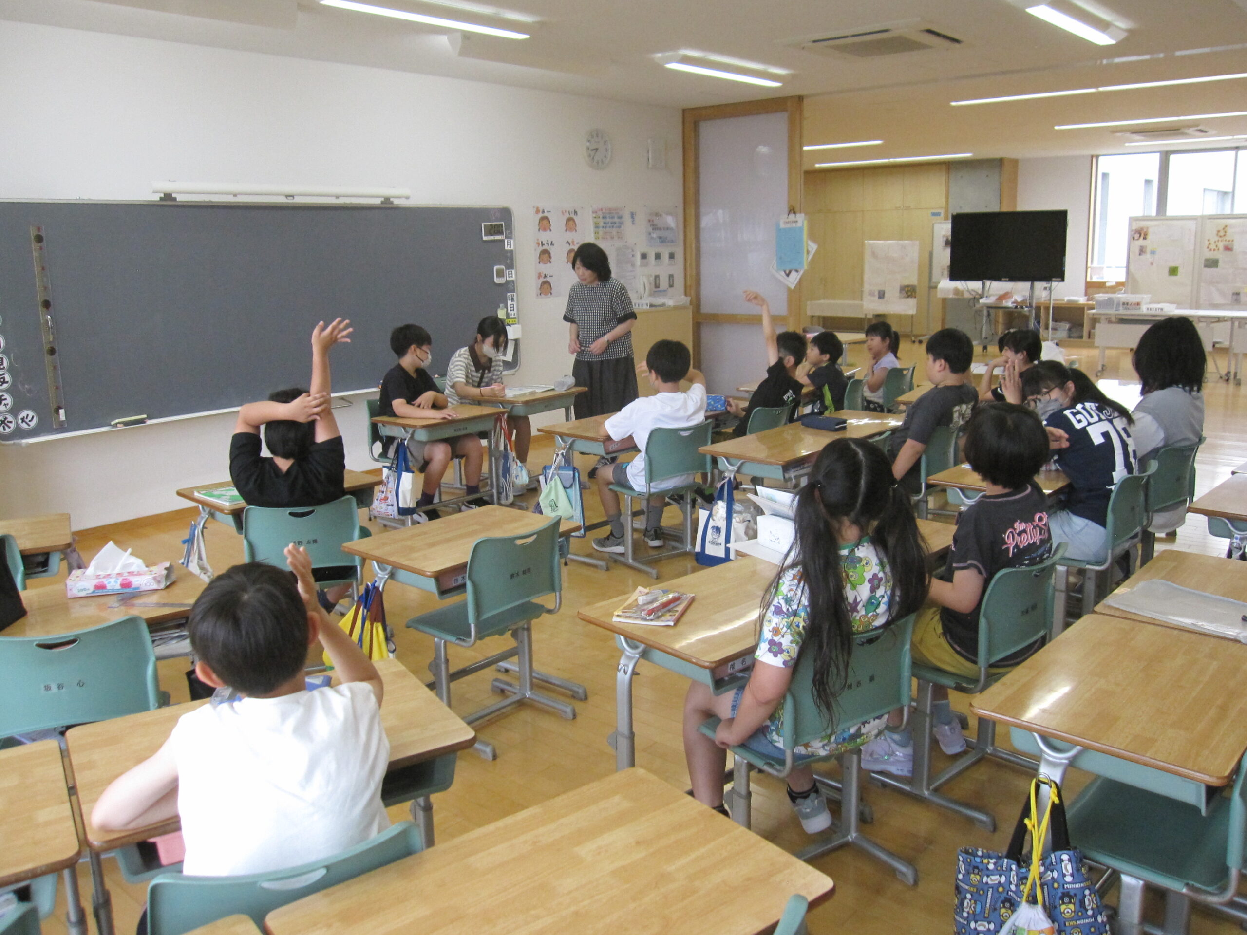 ７月17日 地域児童会が行われました のサムネイル画像